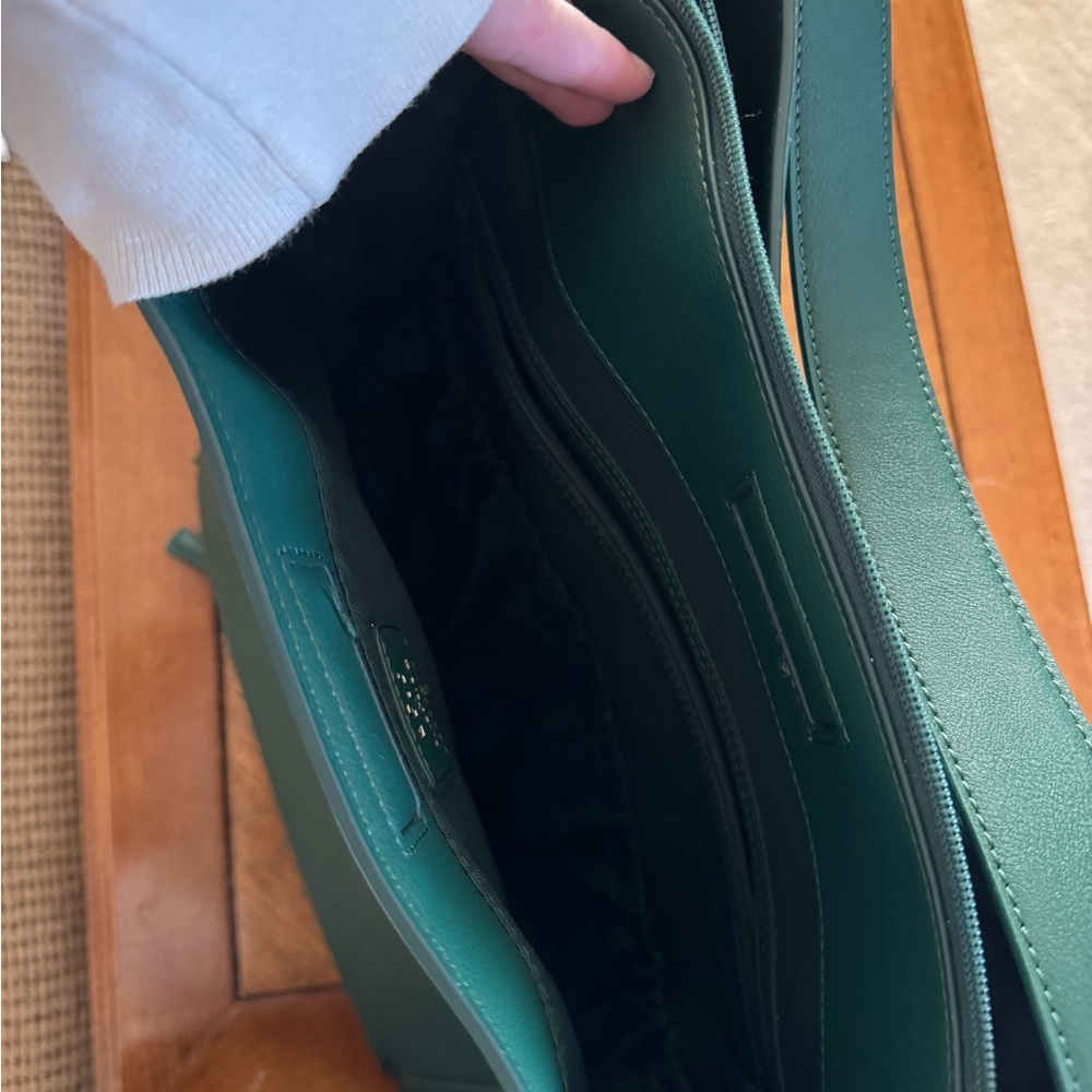 BEIS WICKED TOTE IN WICKED GREEN - Picture 9 of 13